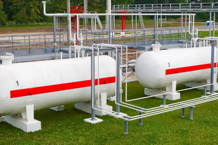 Cryogenic gas tank